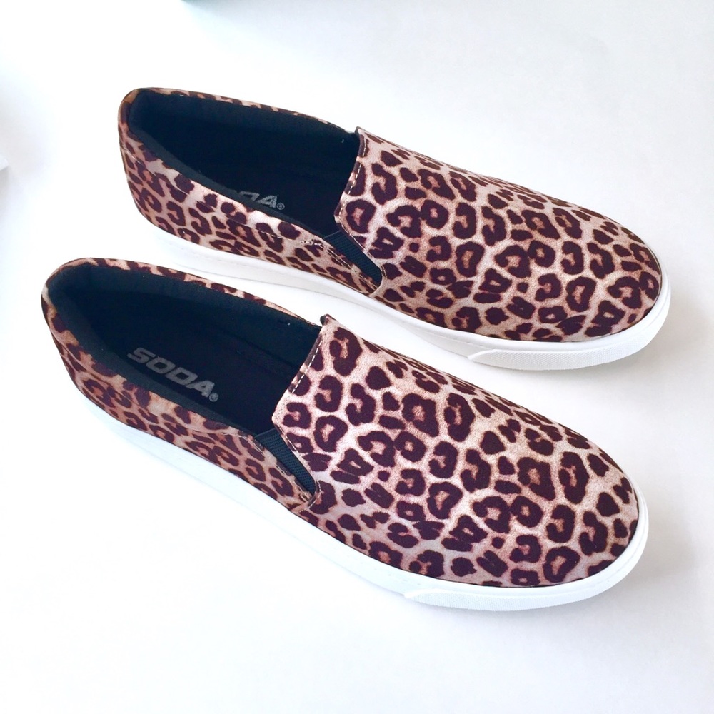 Leopard Print Slip On Sneakers - Picture 6 of 8